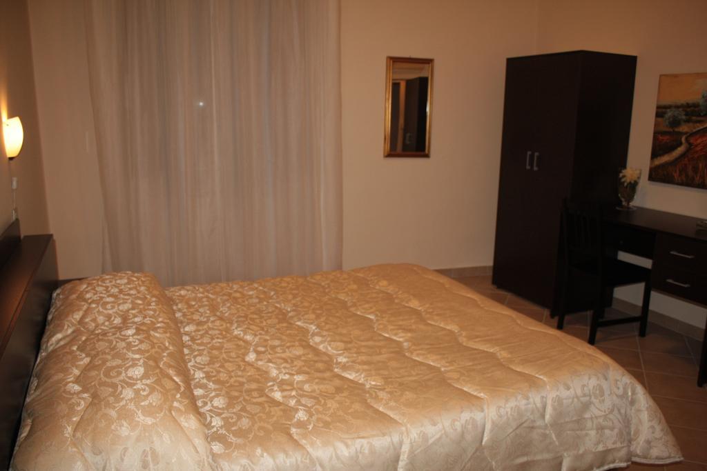 Guest House Roma ปาล์มเดดเซิร์ท ห้อง รูปภาพ