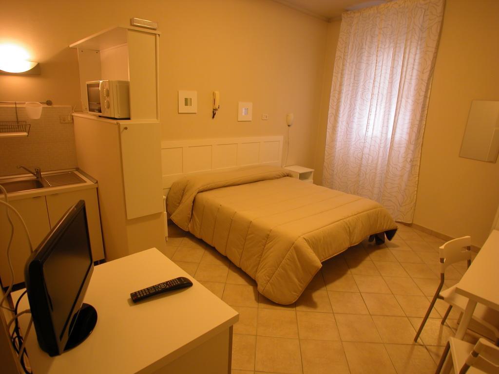 Guest House Roma ปาล์มเดดเซิร์ท ห้อง รูปภาพ