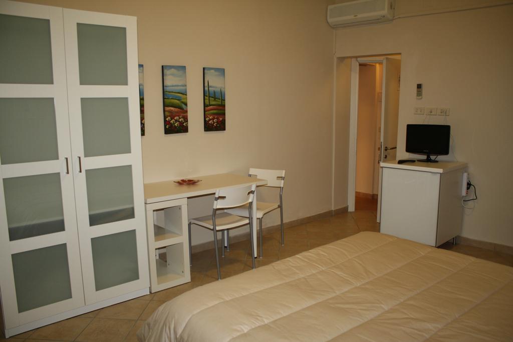 Guest House Roma ปาล์มเดดเซิร์ท ห้อง รูปภาพ